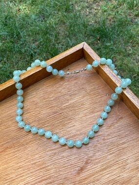 Light Green Jade Beaded Necklace
